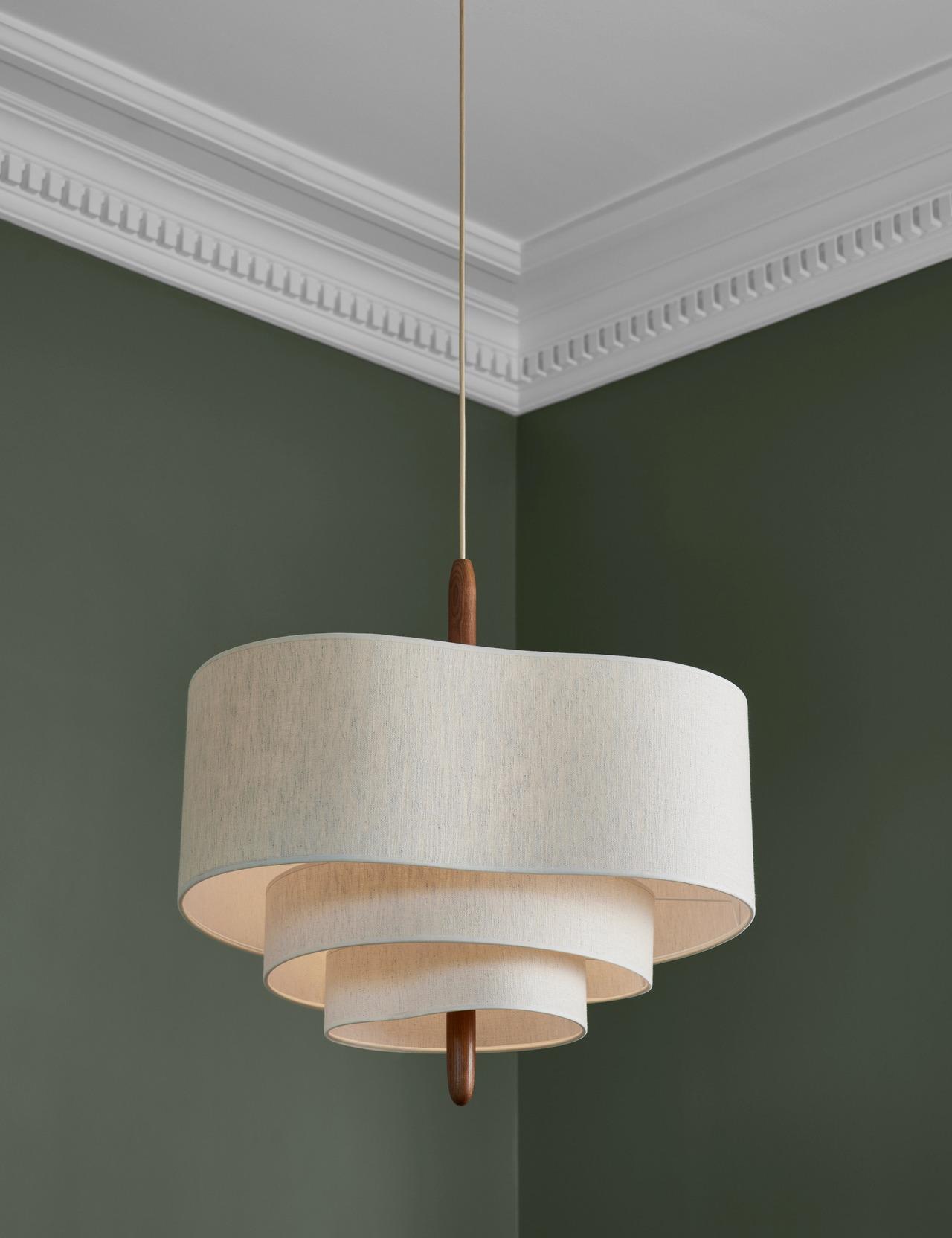 Suspension Pebble