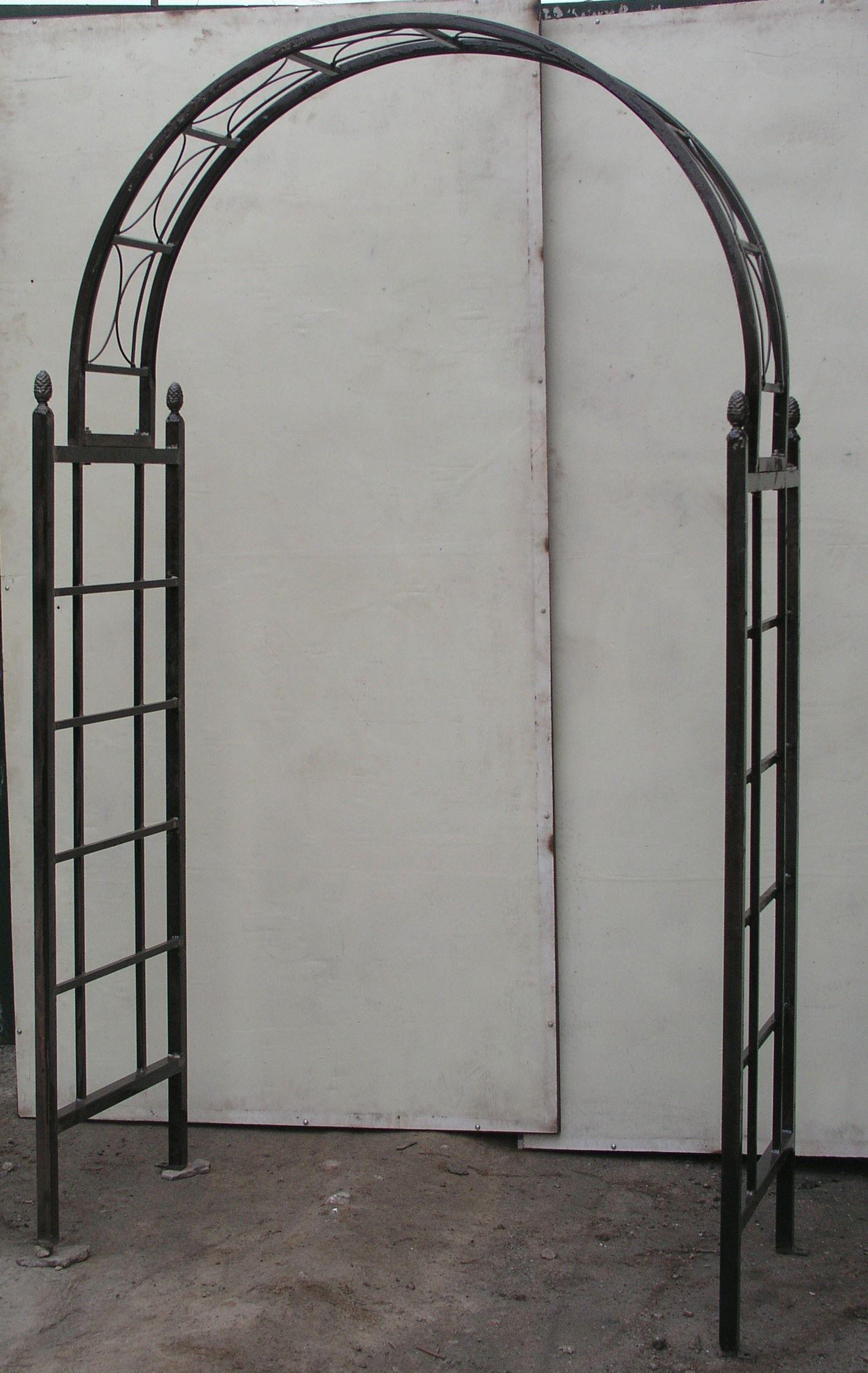 Arche Cone de Pin