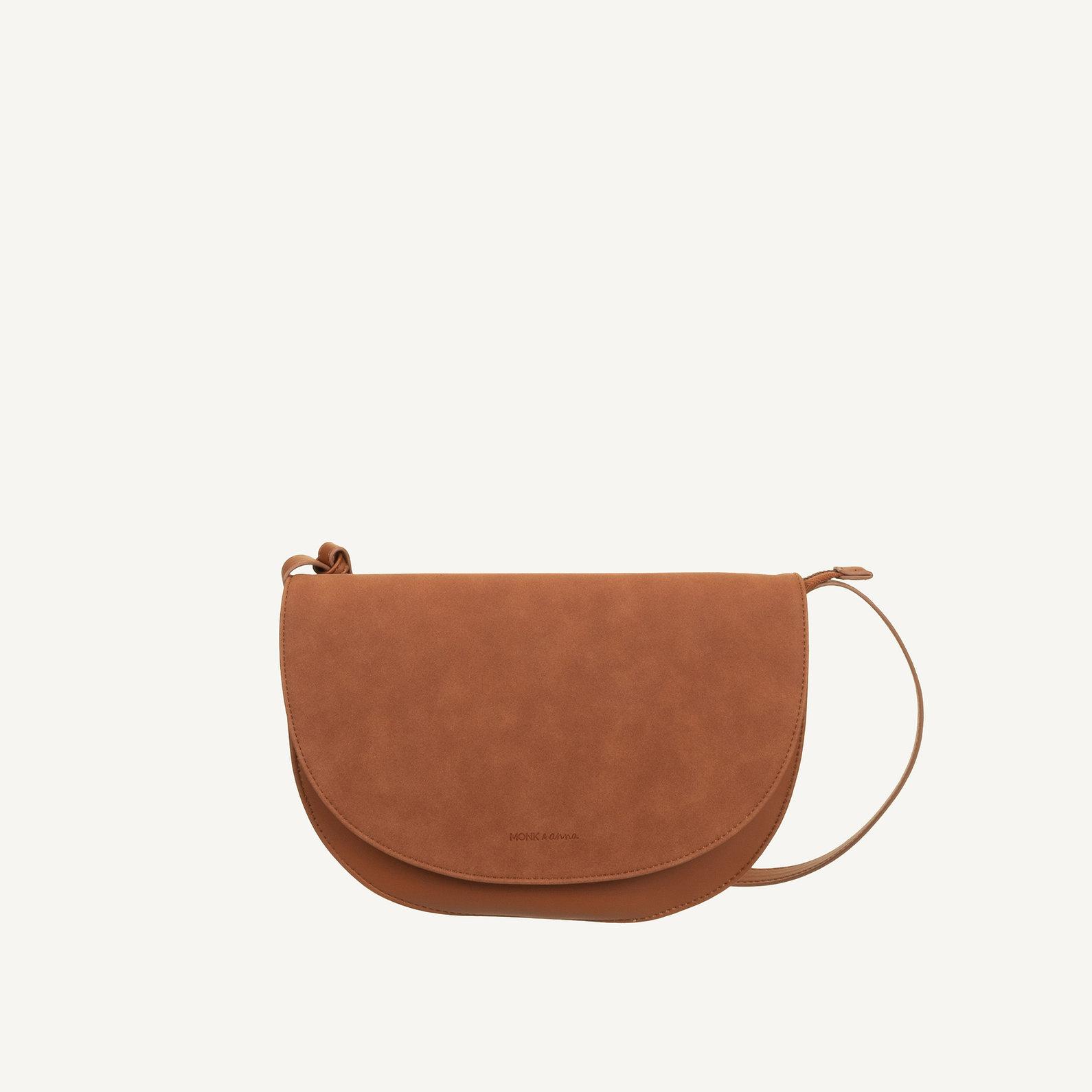 Sac Soma half moon 1601895