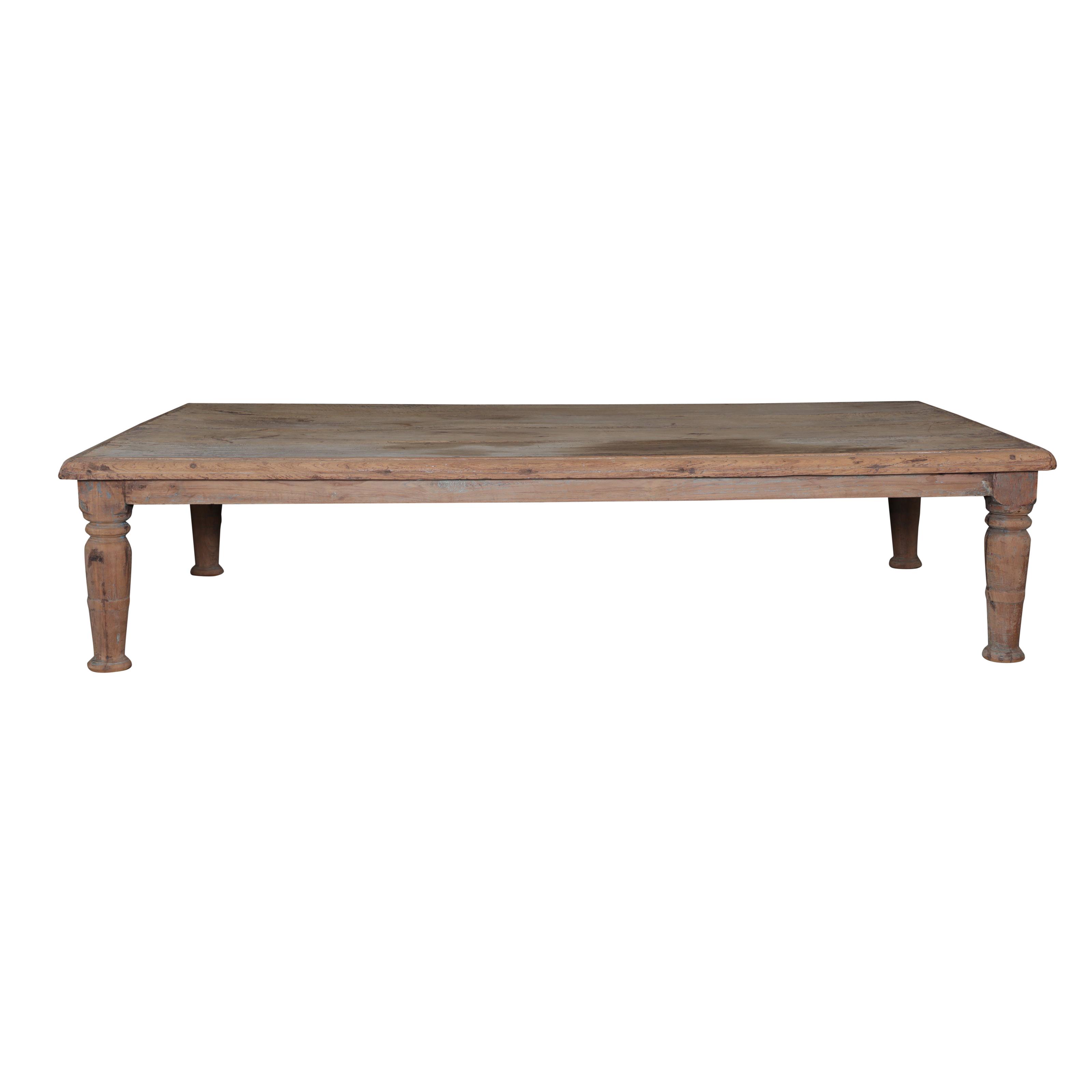 Table basse en teck ancien