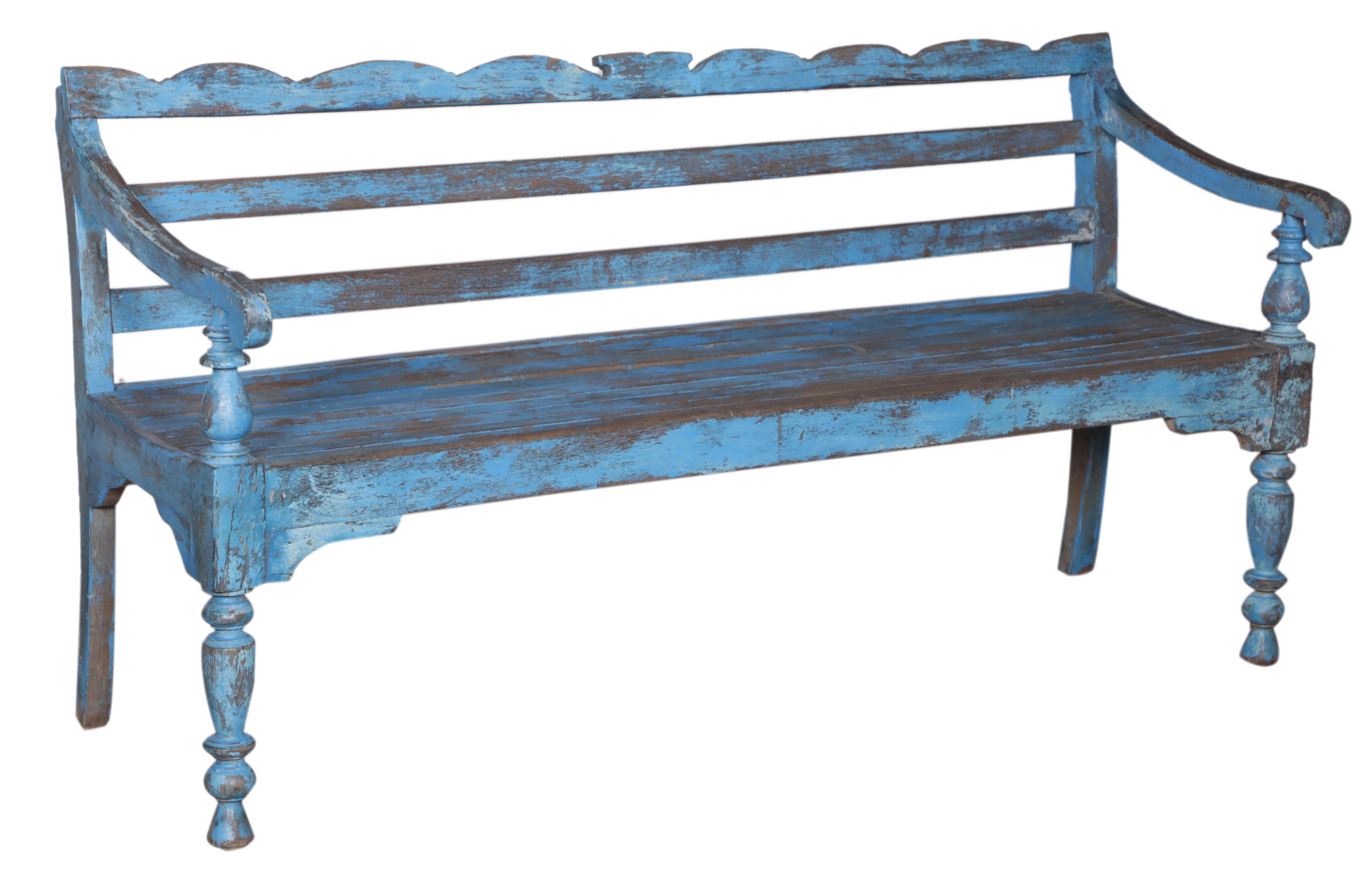 Banc en teck ancien coloré