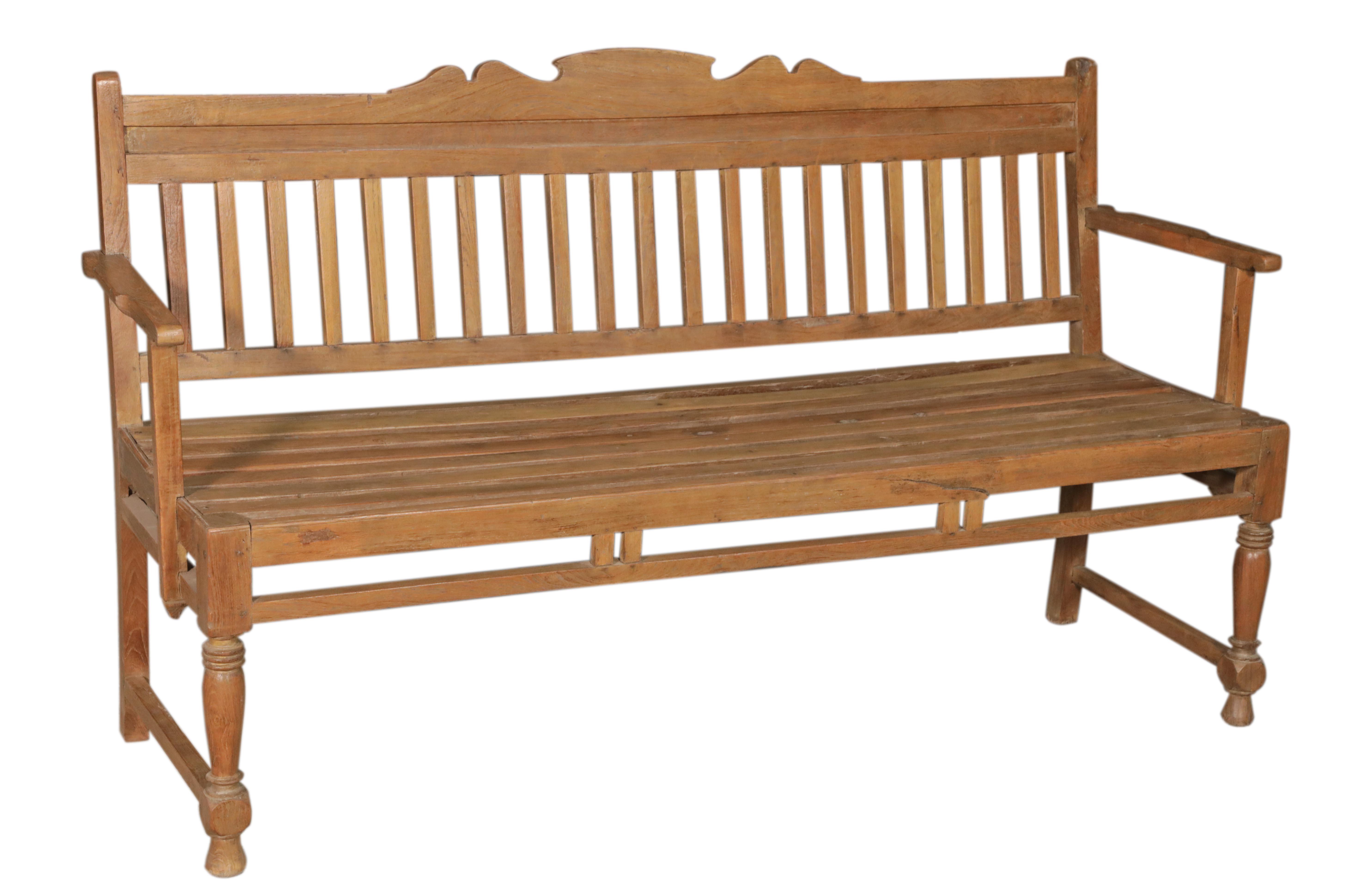 Banc en teck ancien