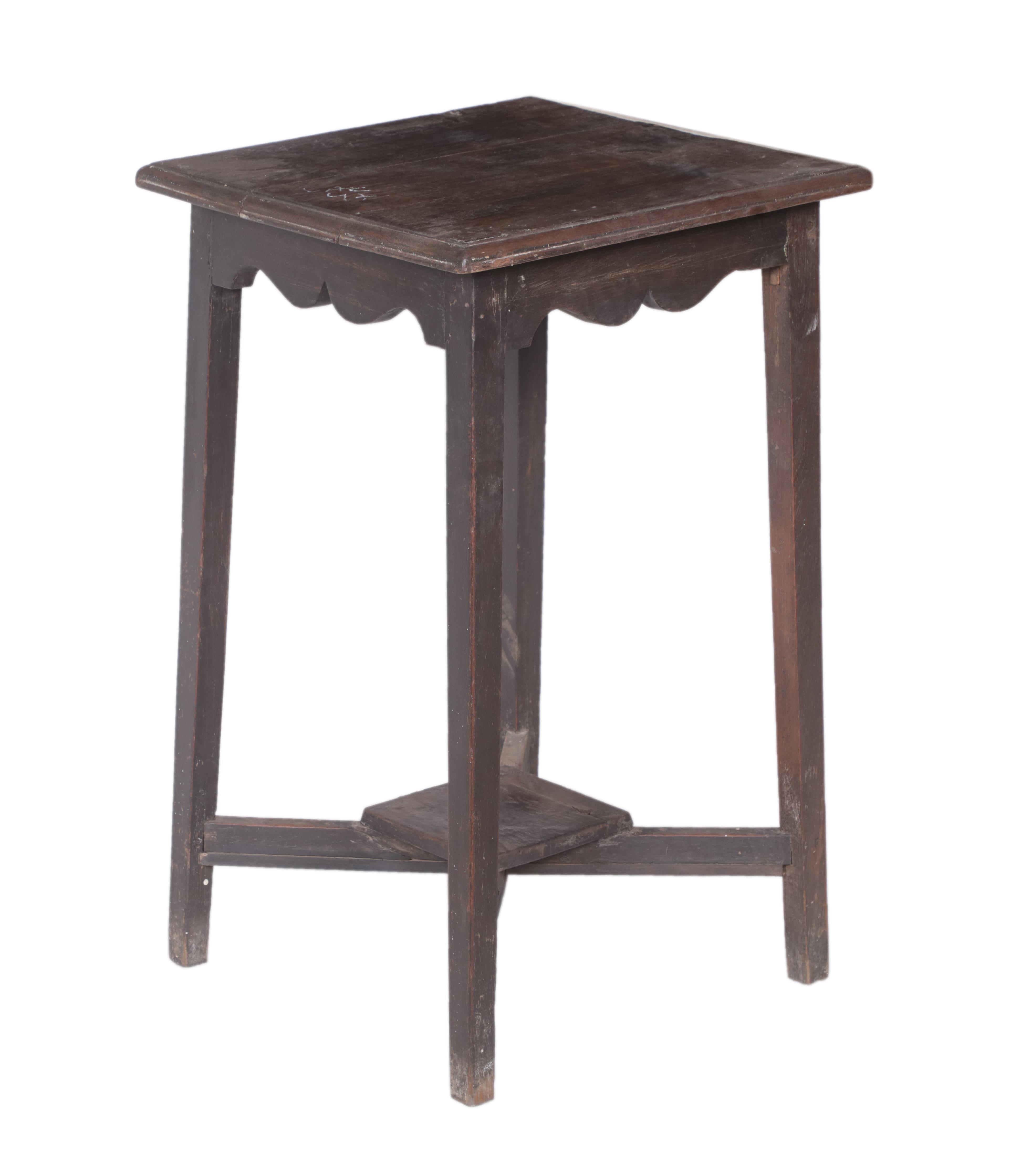 Tabouret en teck ancien coloré