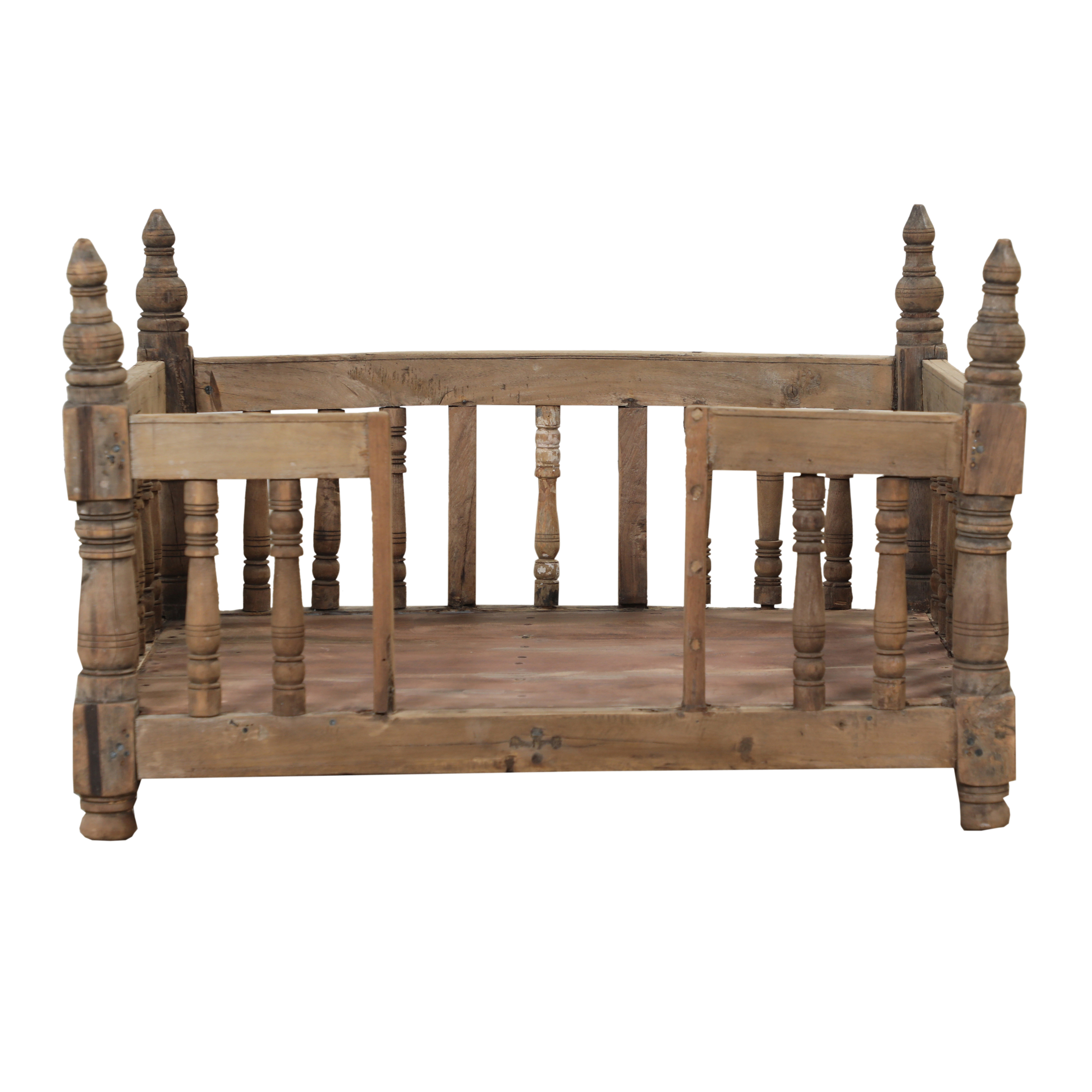 Lit pour chien en teck ancien