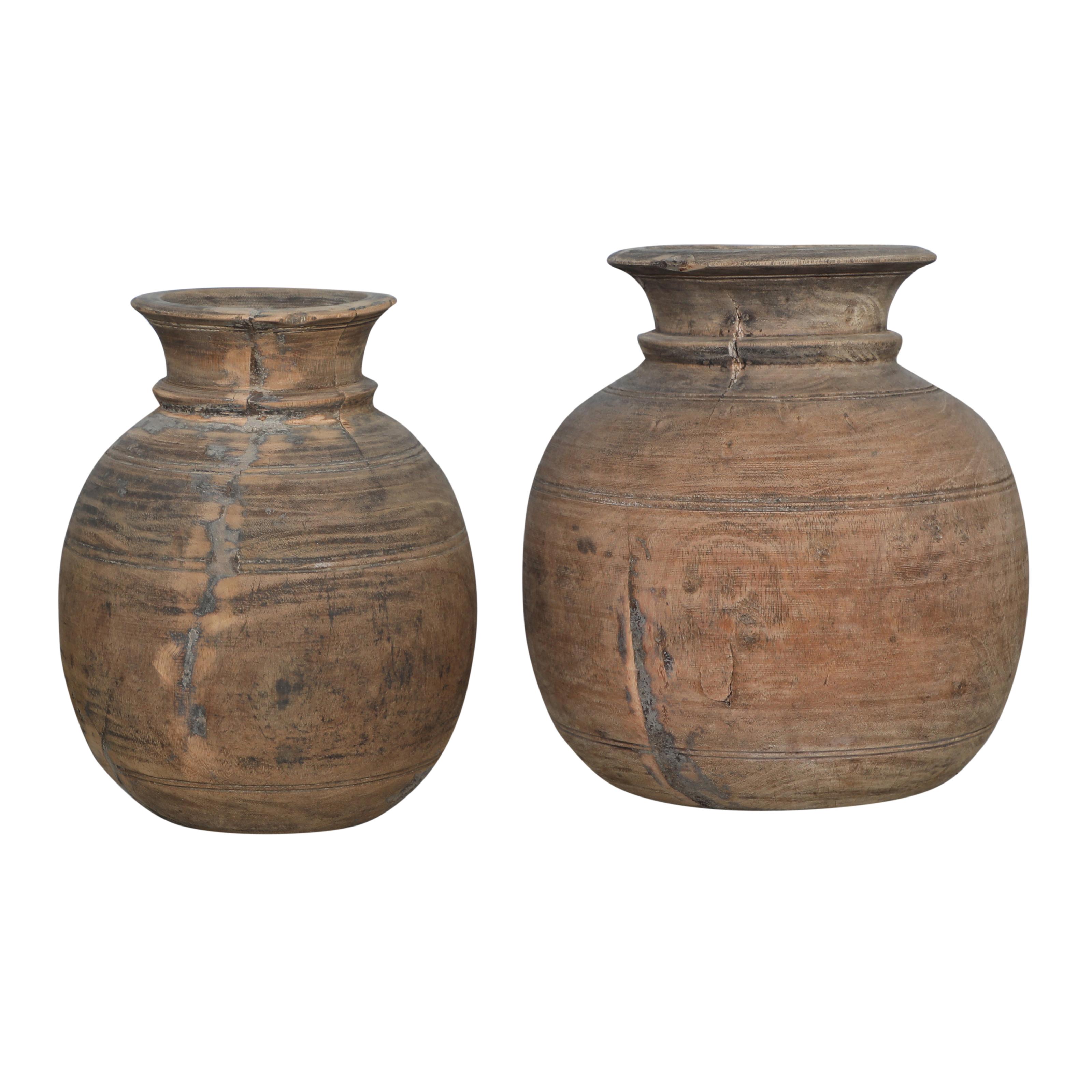 Pot à eau en teck ancien