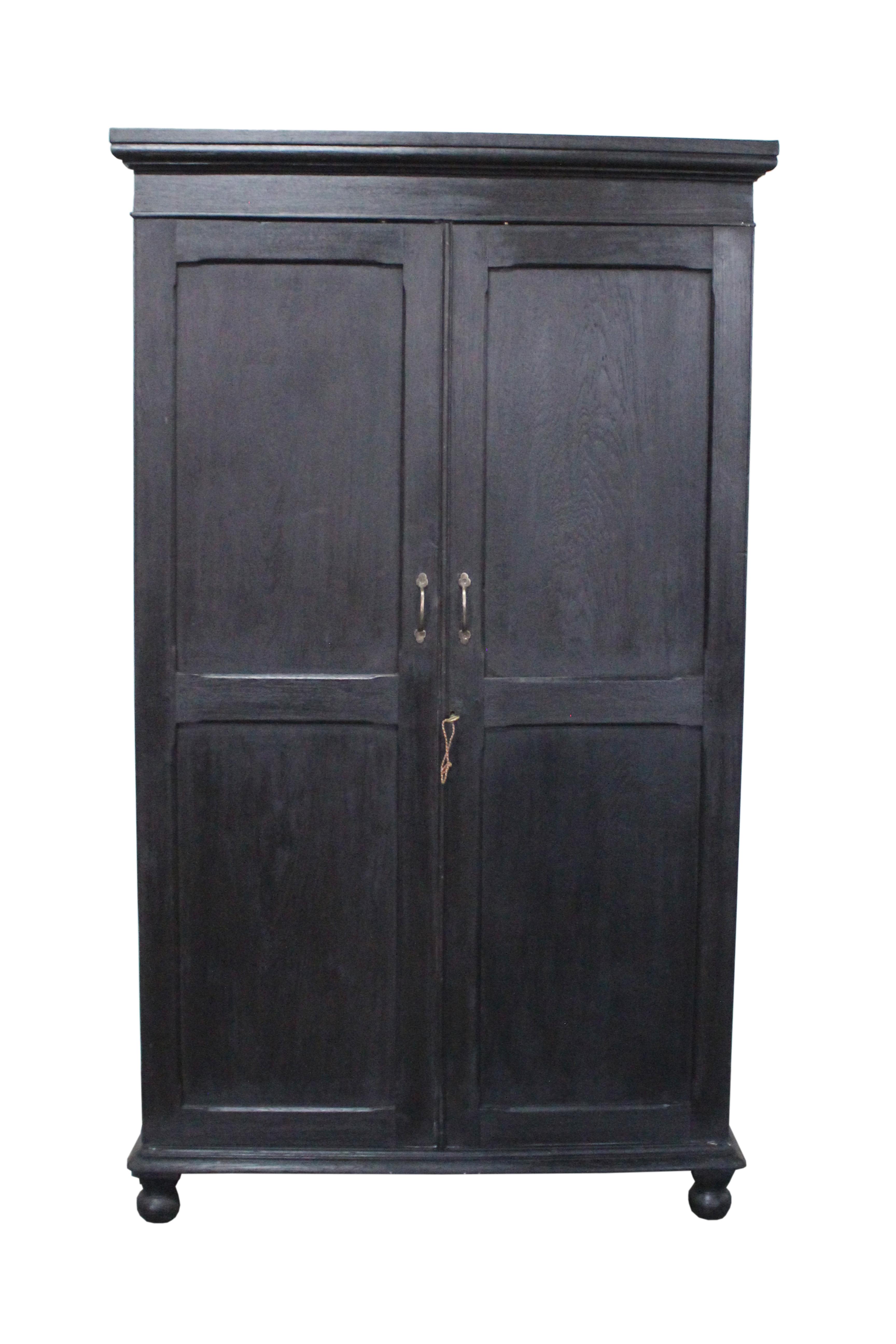 Armoire 2 portes en teck ancien