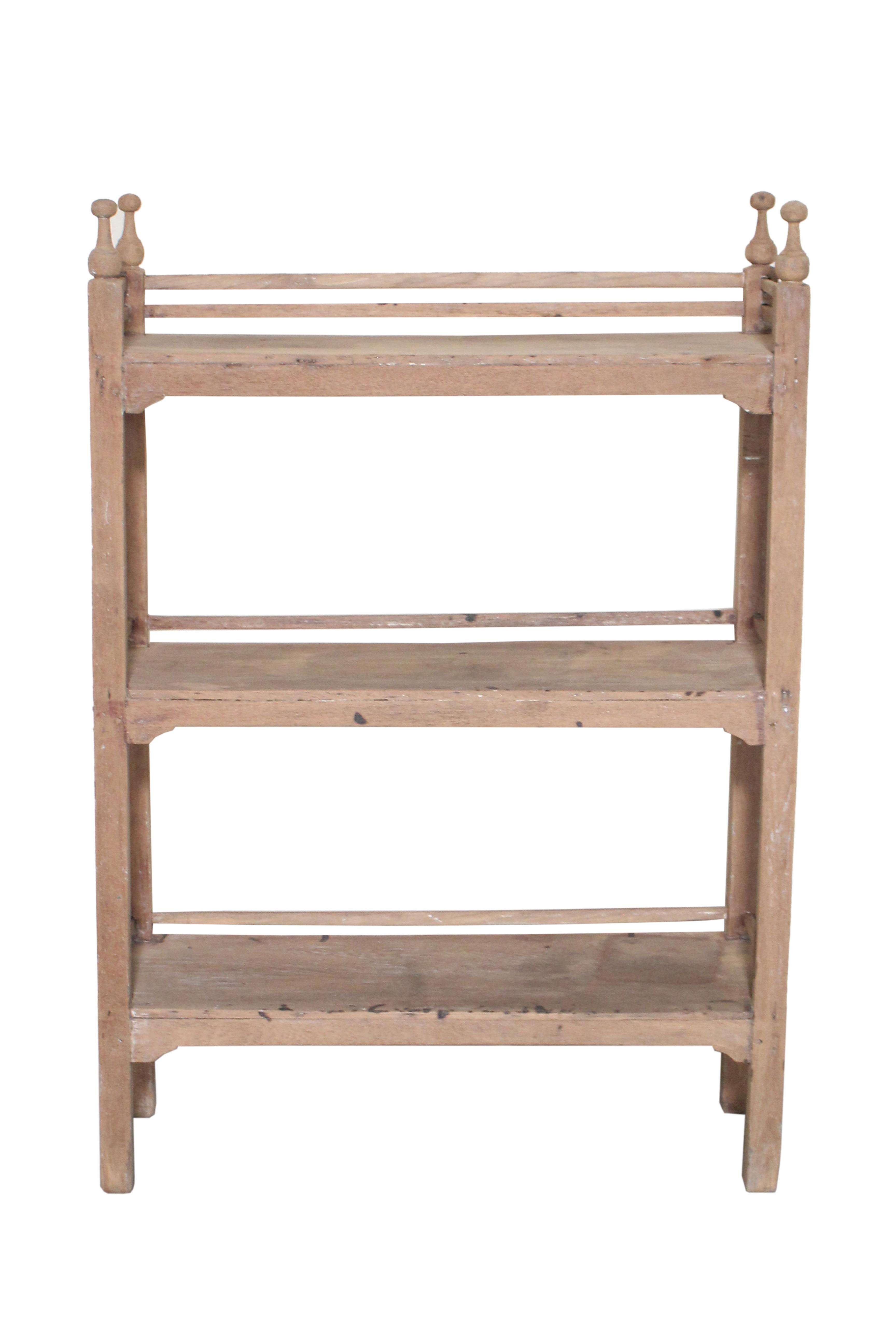 Etagère 3 plateaux en teck ancien