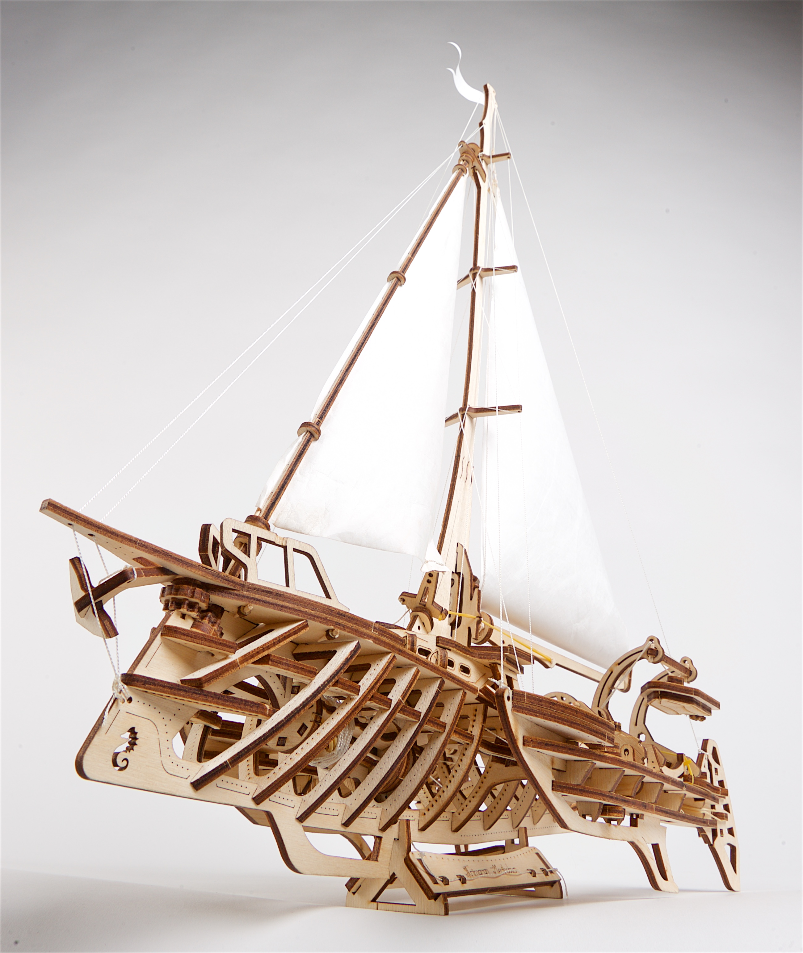 Trimaran Merihobus 237Pcs
