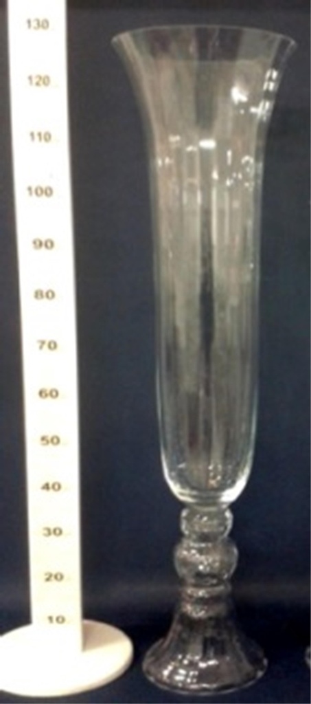Vase flute sur pied