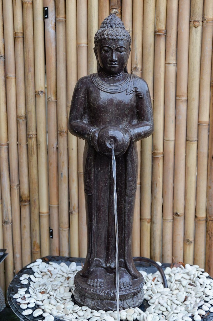 Bouddha debout, pierre reconstituée, hauteur 119 cm