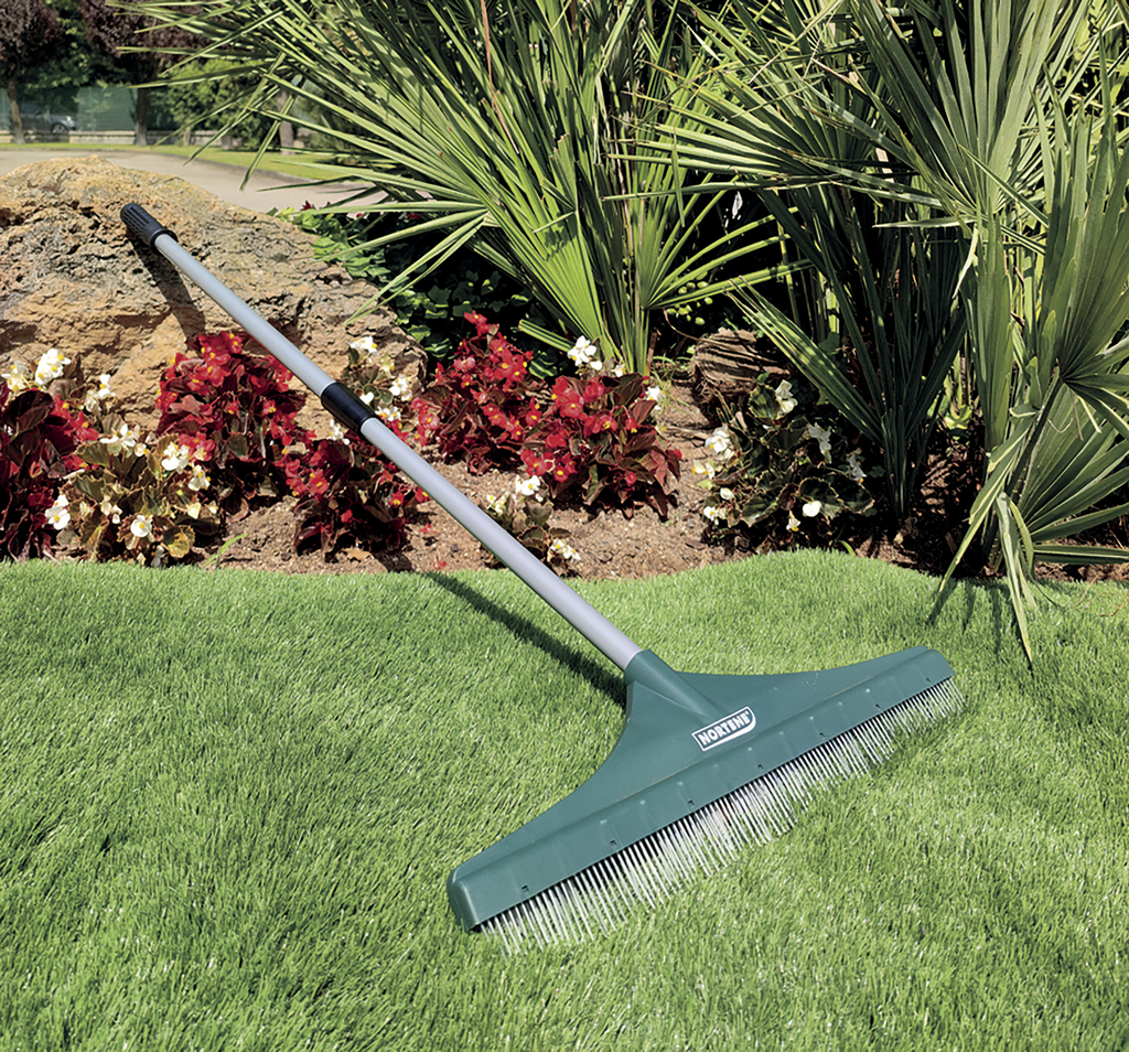 BRUSHY Balai pour gazon artificiel
