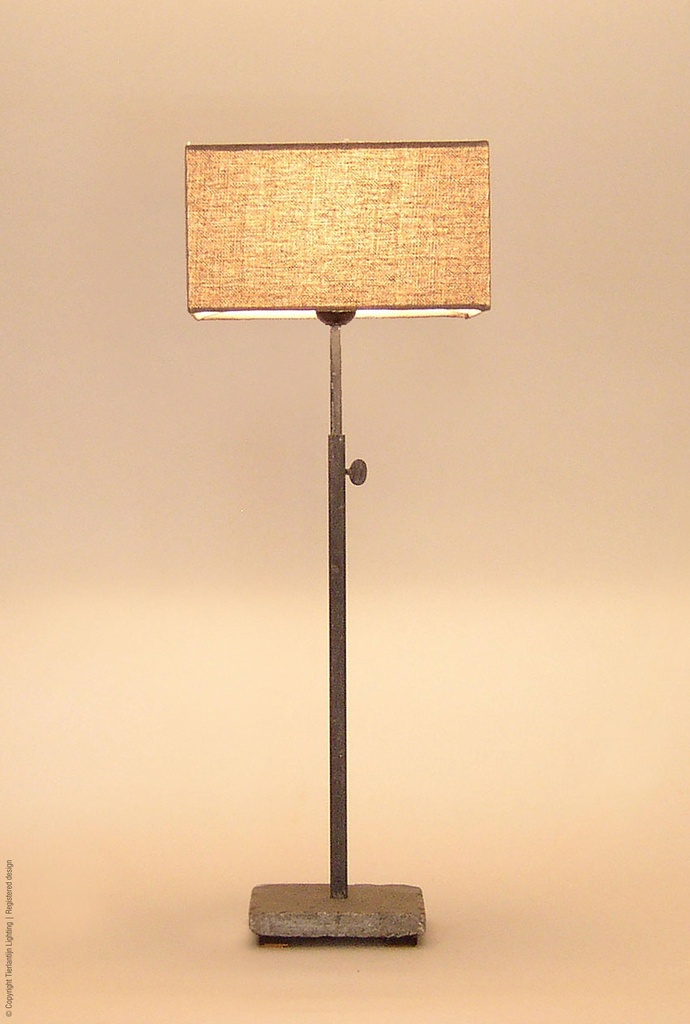 Lampe Pierre de taille avec abat-jour