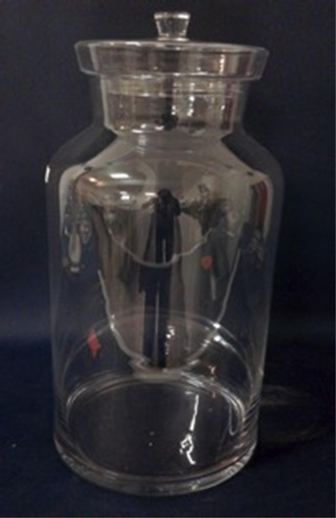 Bonbonnière avec couvercle