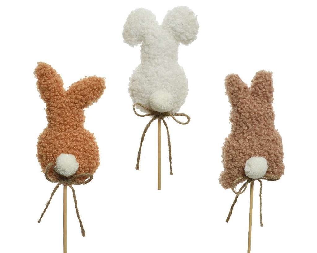 Lapin peluche sur pique