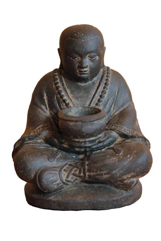 Moine Assis Avec Son Bol 20 Cm