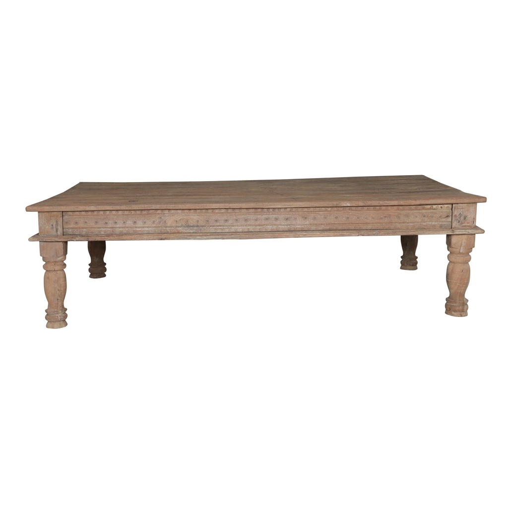 Table basse sculptée en teck ancien