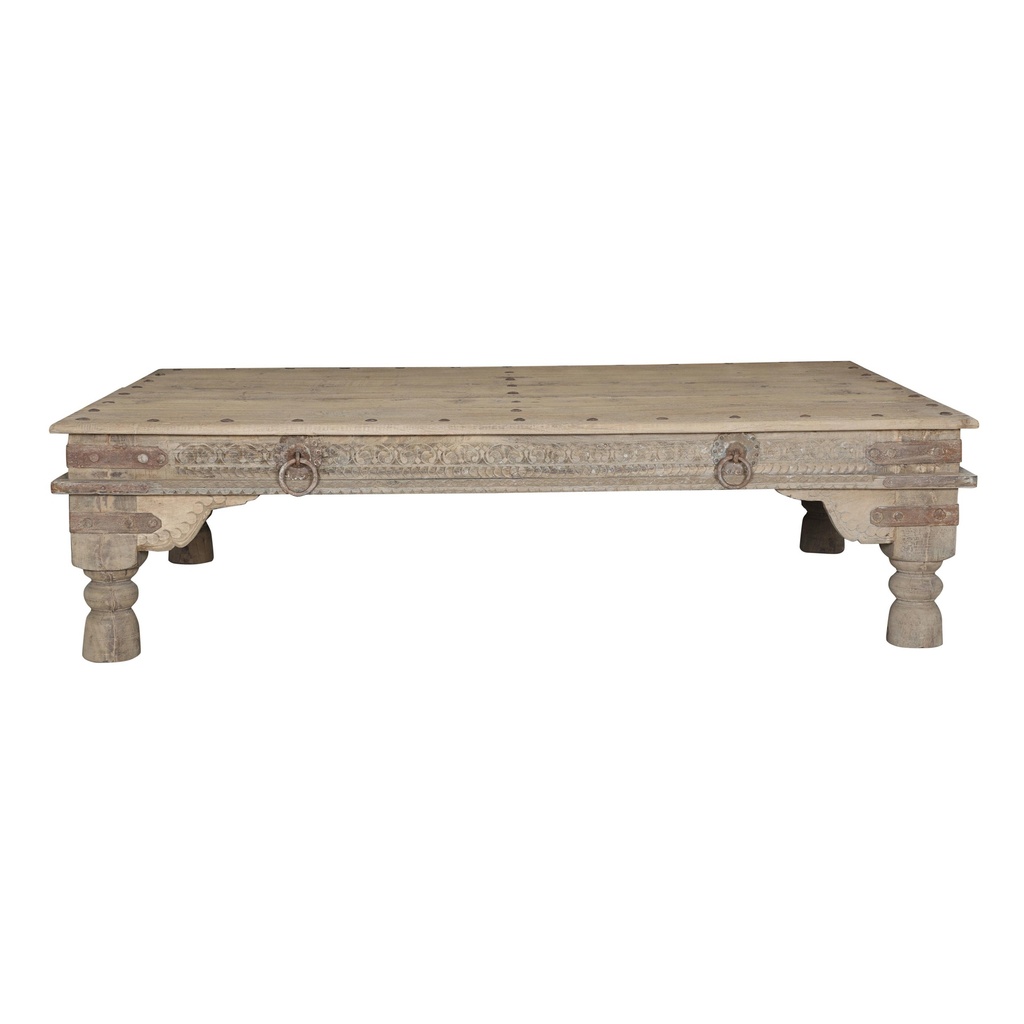 Table basse sculptée en teck ancien