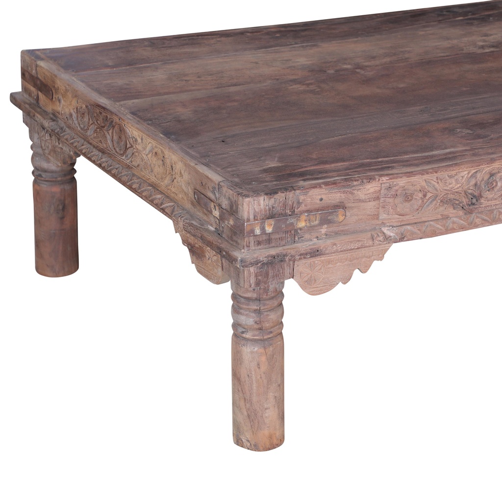 Table basse en teck ancien