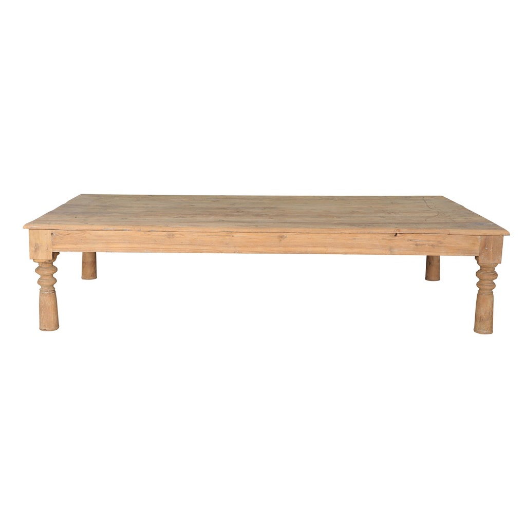 Table basse en teck ancien