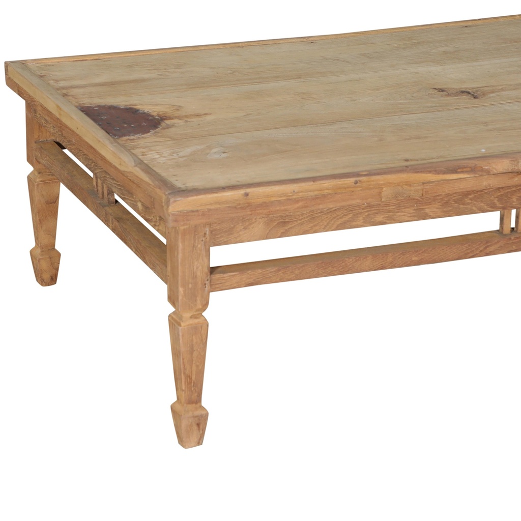 Table basse en teck ancien