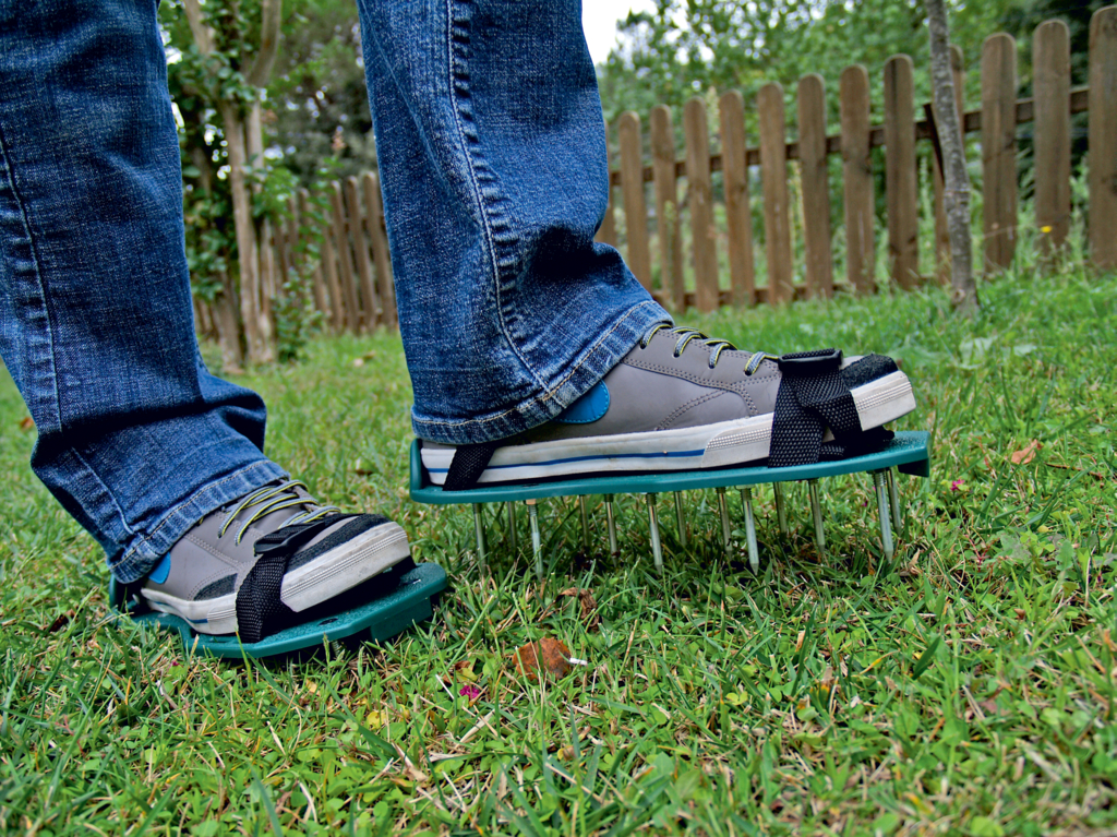 AERATOR Patins aérateurs pour gazon