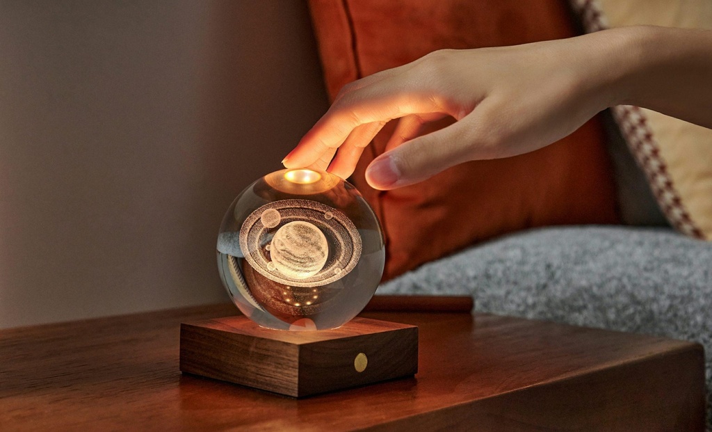 Lumière Cristal Ambre Saturne