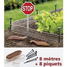 Filet de cuivre Anti-limaces, avec 8 piquets Dimensions : 8mx2cm S/Sachet
