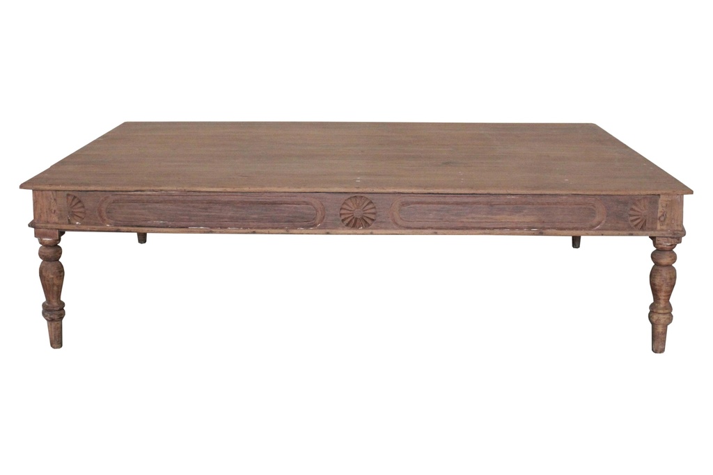 Table basse en teck ancien