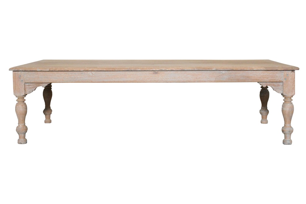 Table basse en teck ancien