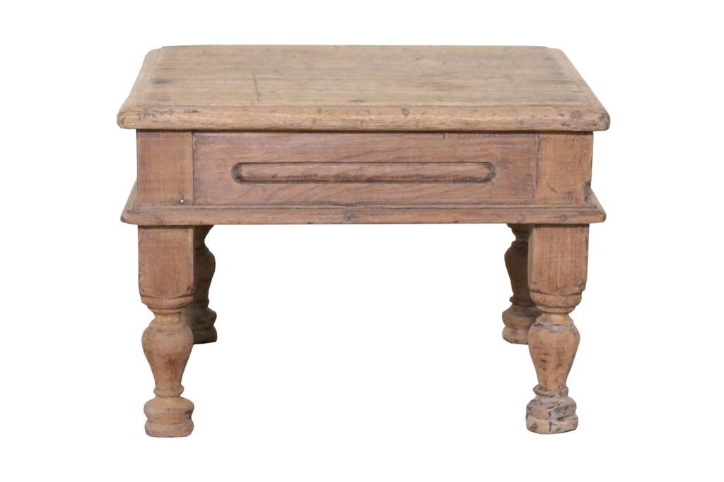 Table d'appoint en teck ancien