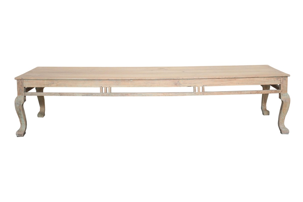 Table basse en teck ancien