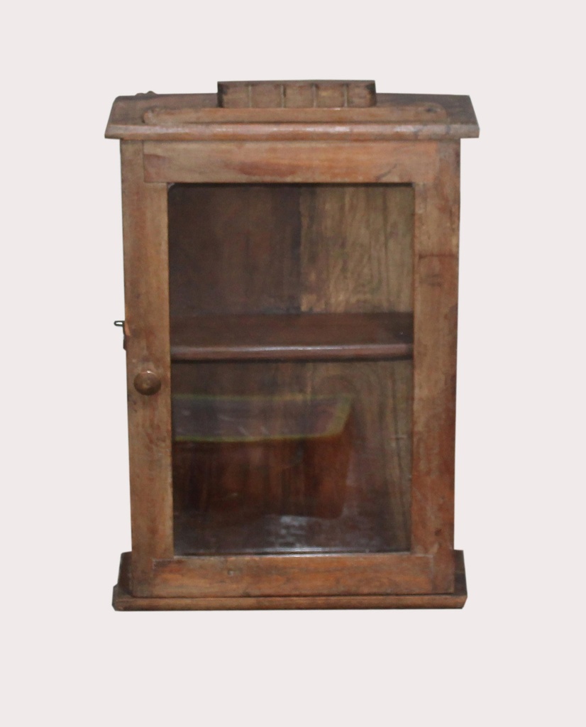 Vitrine murale en treck ancien