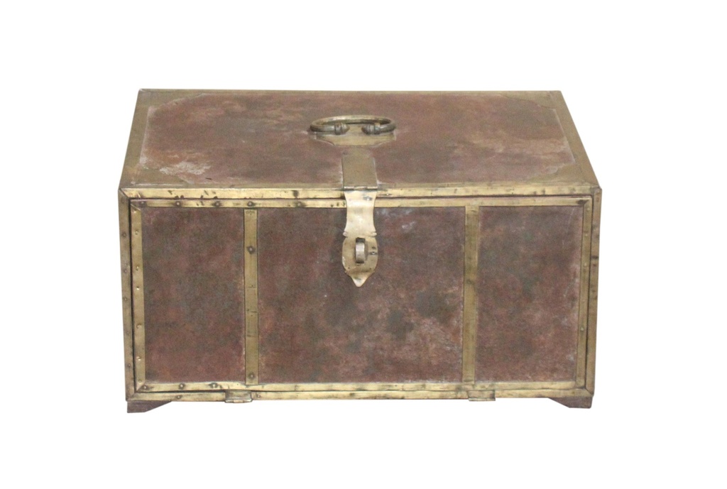 Boite à bijoux en teck ancien avec insert en laiton