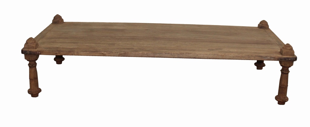 Table basse en teck ancien
