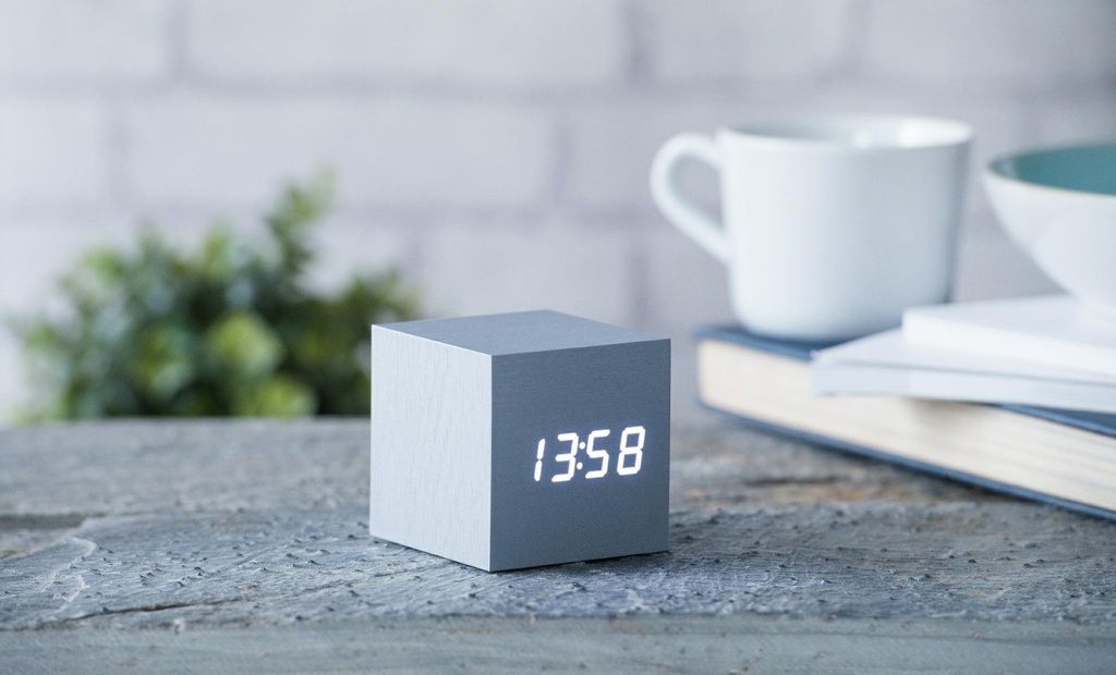 Horloge Cube click