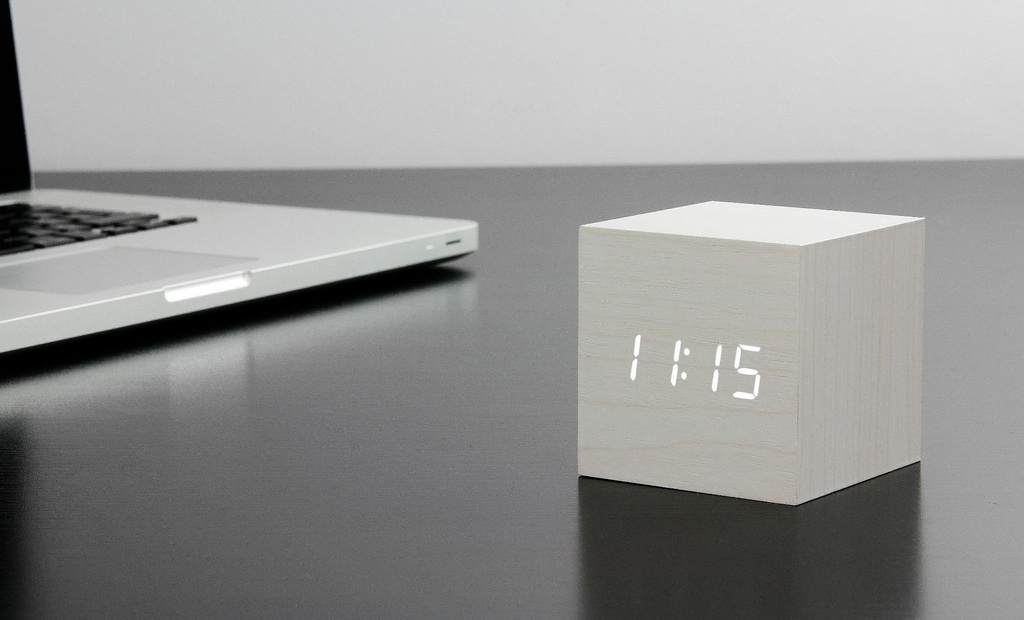 Horloge Cube click