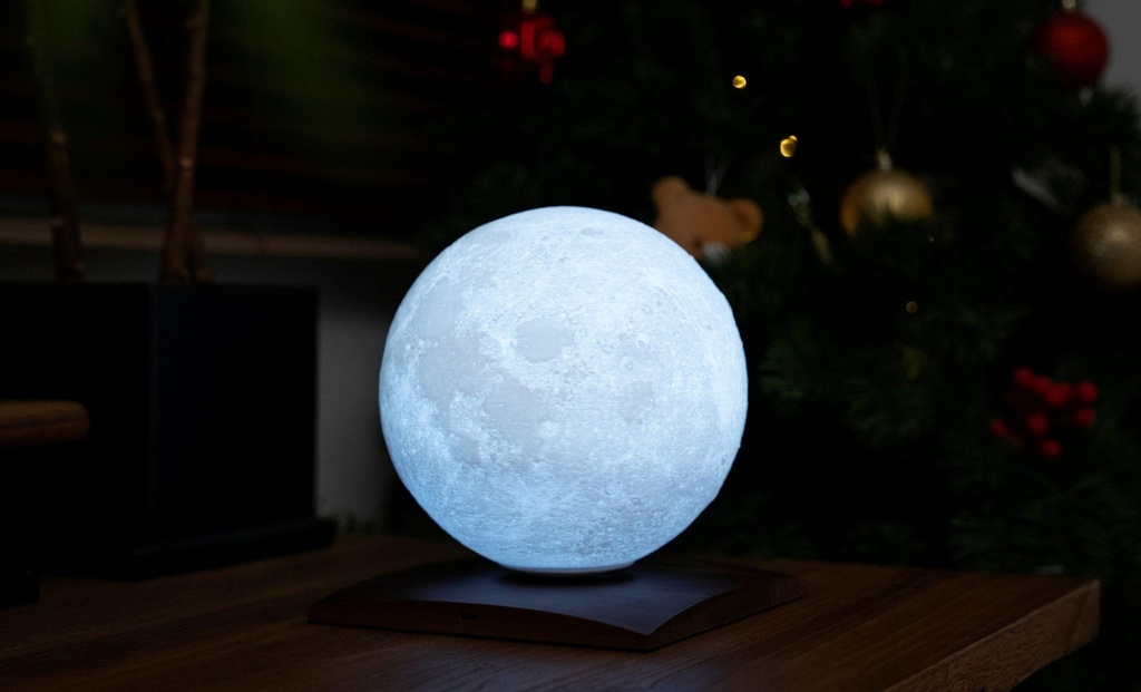 Smart LunaSpin Lamp