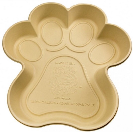 Piscine pour chiens en forme de patte