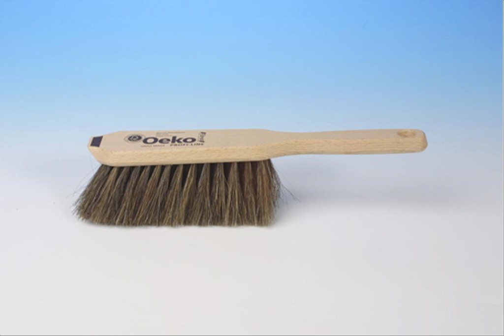 Balai à main. 28 cm bois de hêtre suisse brut. pur crin. grattoir pratique