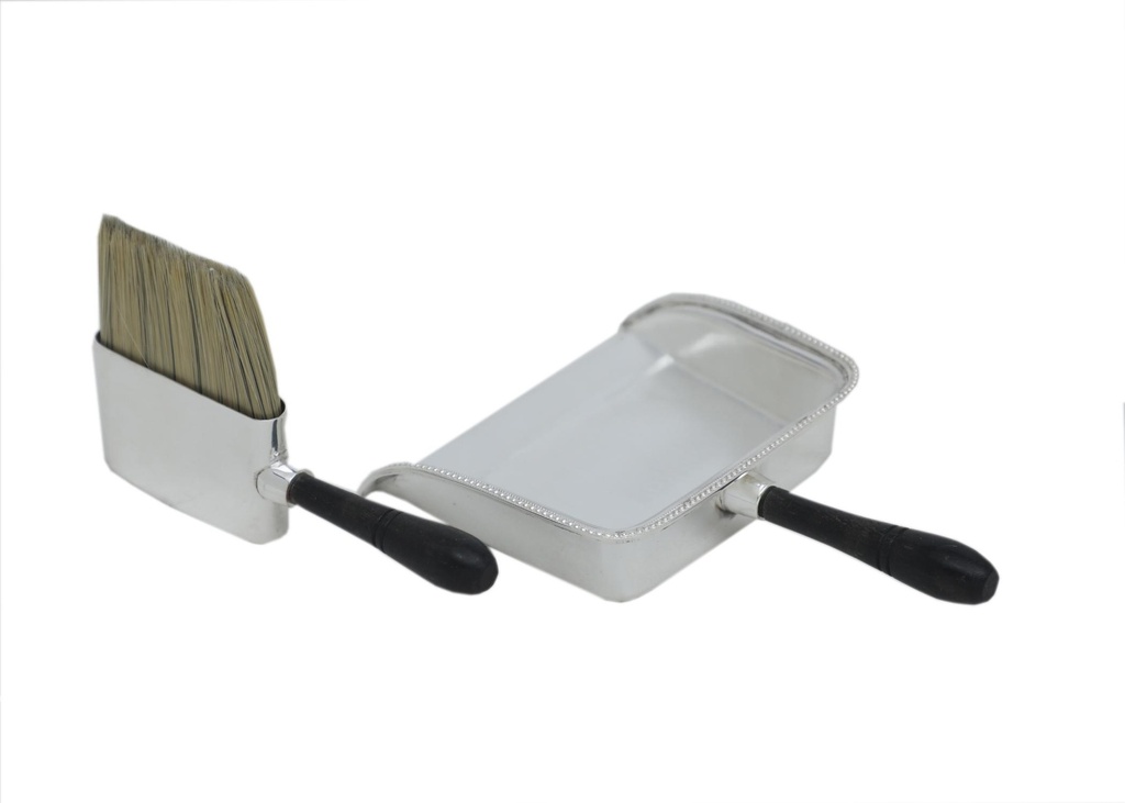 Ramasse miettes argenté pelle et balais argenté