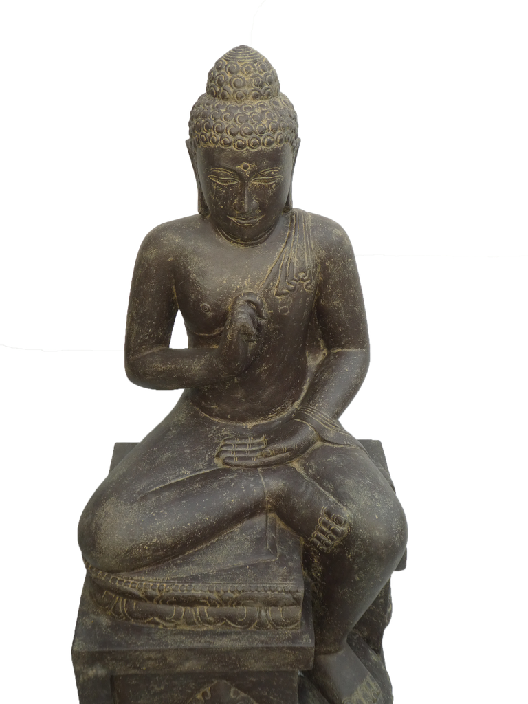 Bouddha sur piedestal