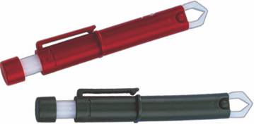 Pince à tiques en plastique. 9.5 cm