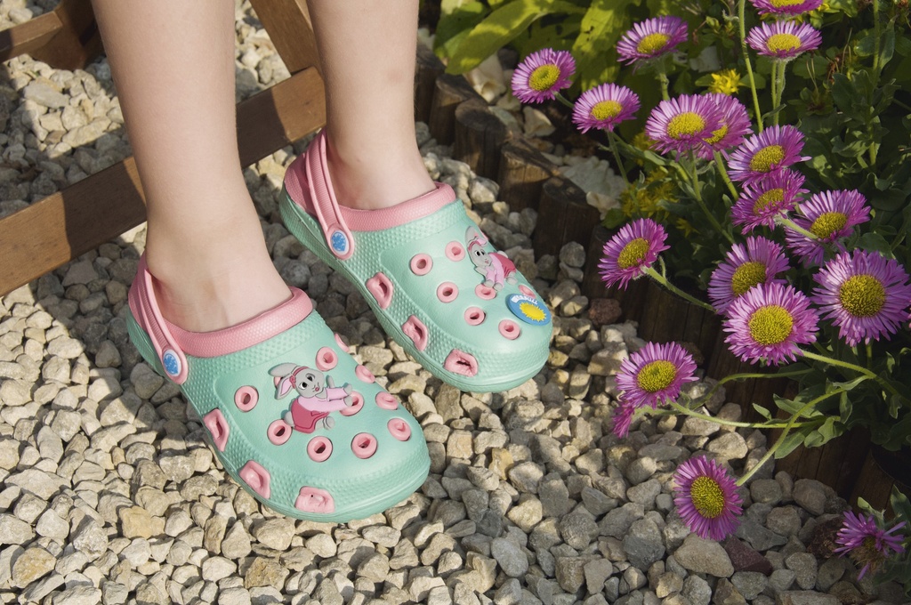 Lily Bobtail Garden Sabots