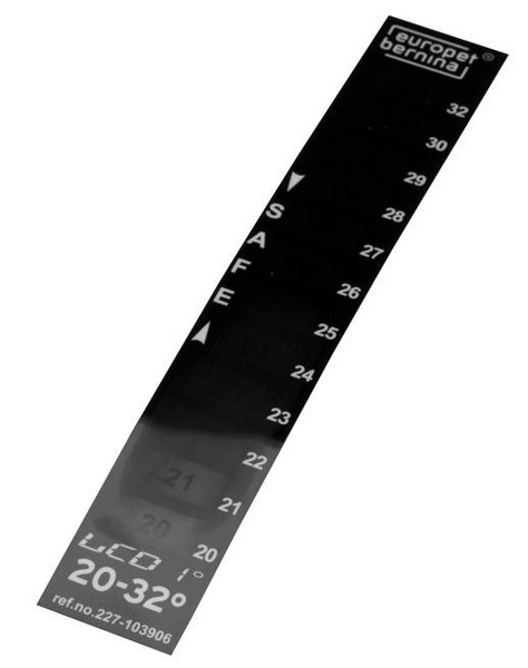 LCD-thermomètre. 1échelle 20-32 degrés C