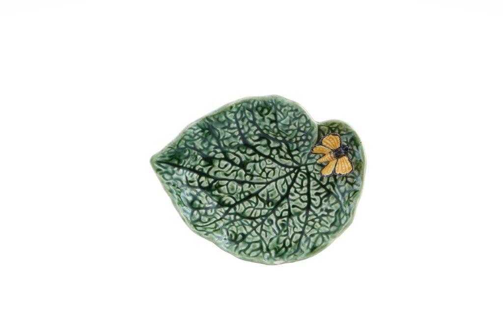 Feuille Bégonia avec Papillon