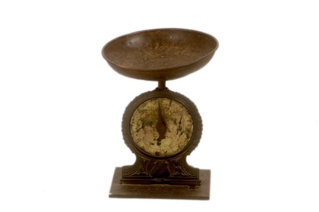 Balance ancienne en laiton