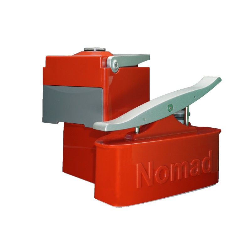 Machine Espresso Nomad Rouge