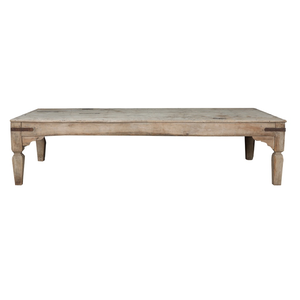 Table basse en teck ancien